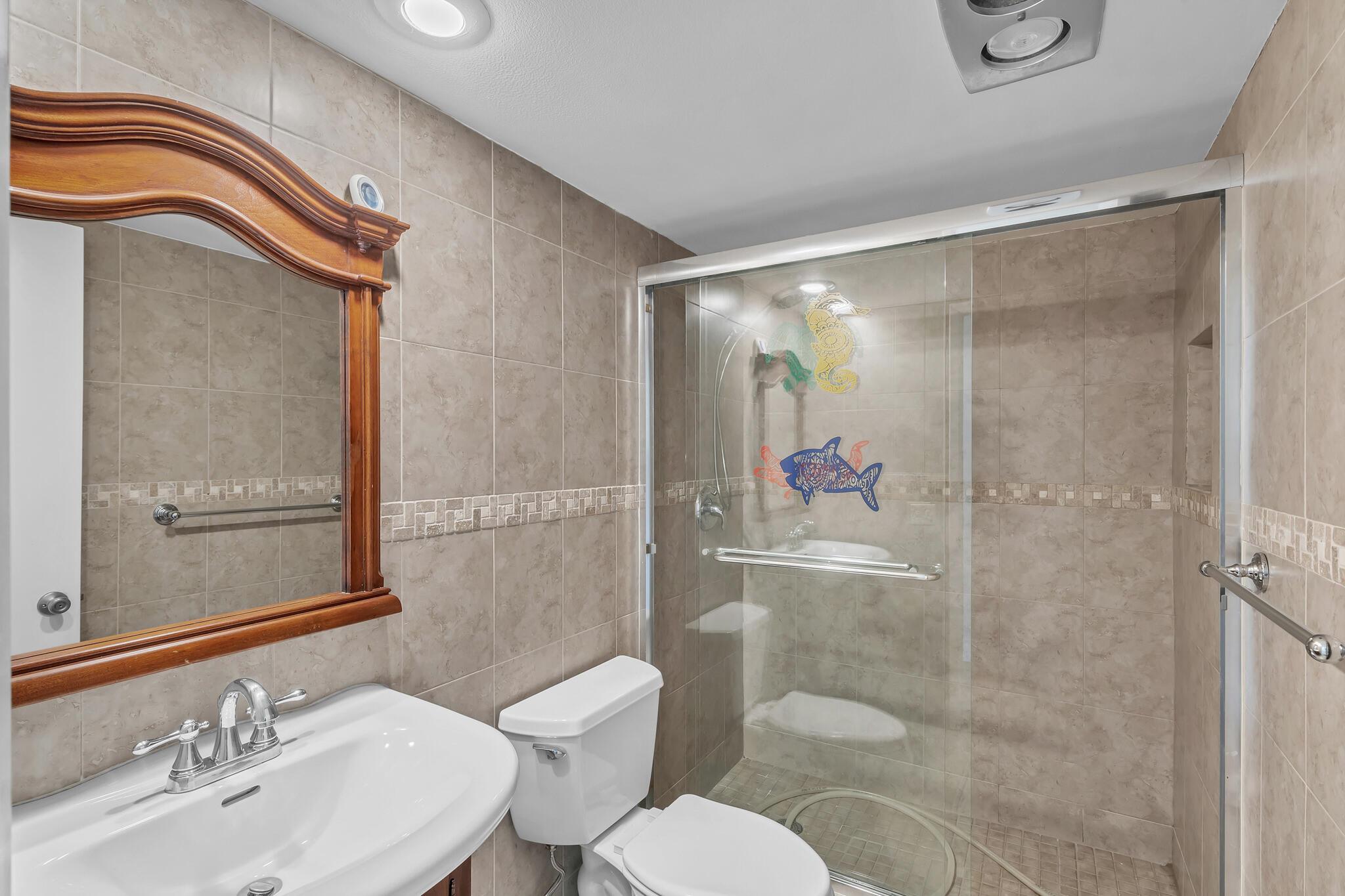 PALM-AIRE CONDO # 8 - Residential