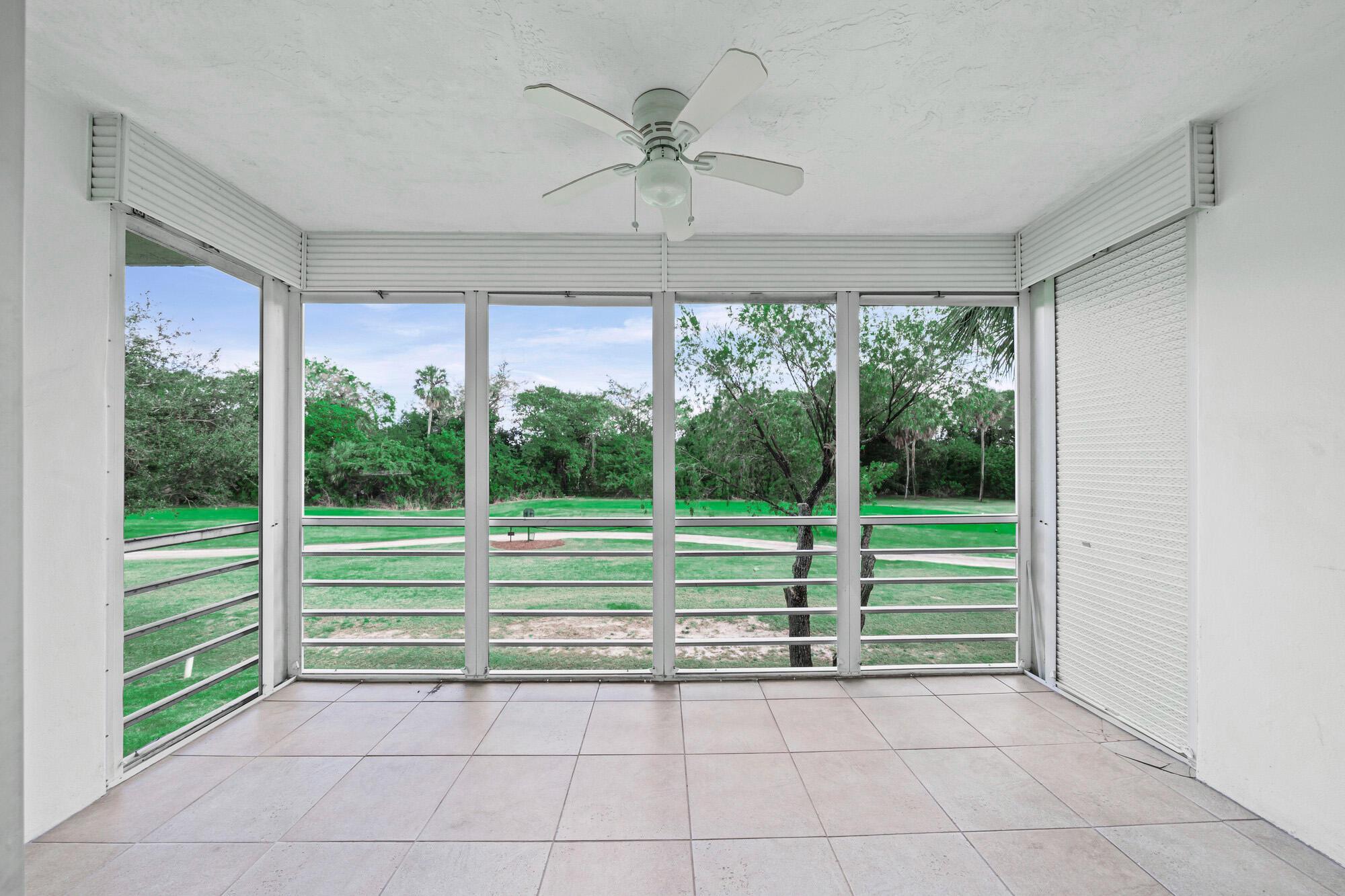 PALM-AIRE CONDO # 8 - Residential