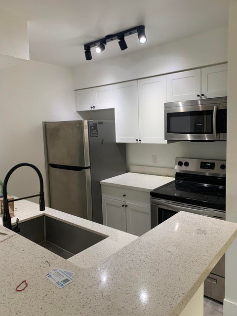 Tiny photo for 2926 S University Drive #6202, Davie, FL 33328 (MLS # B26036892)