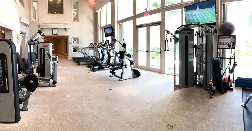 MIZNER GRAND COND - Residential