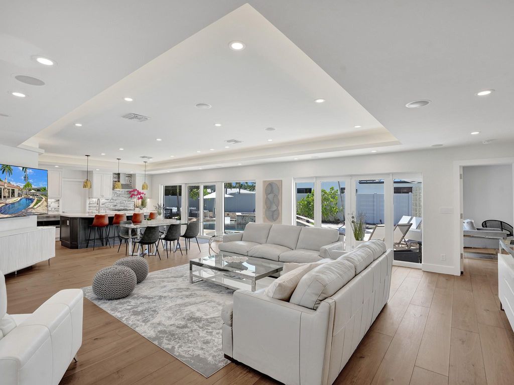 Photo of 2590 NE 43rd Street, Fort Lauderdale, FL 33308 (MLS # F10501544)