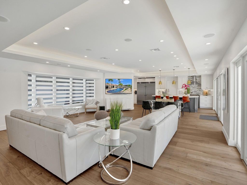 Photo of 2590 NE 43rd Street, Fort Lauderdale, FL 33308 (MLS # F10501544)