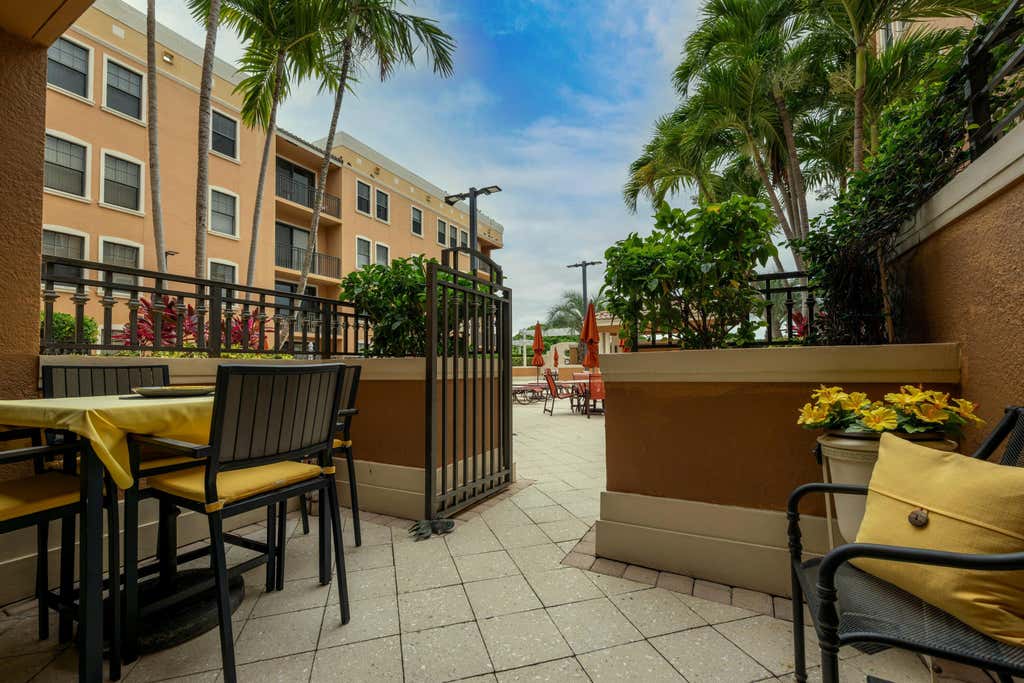 Photo of 511 Lucerne Avenue #312, Lake Worth Beach, FL 33460 (MLS # B26049032)