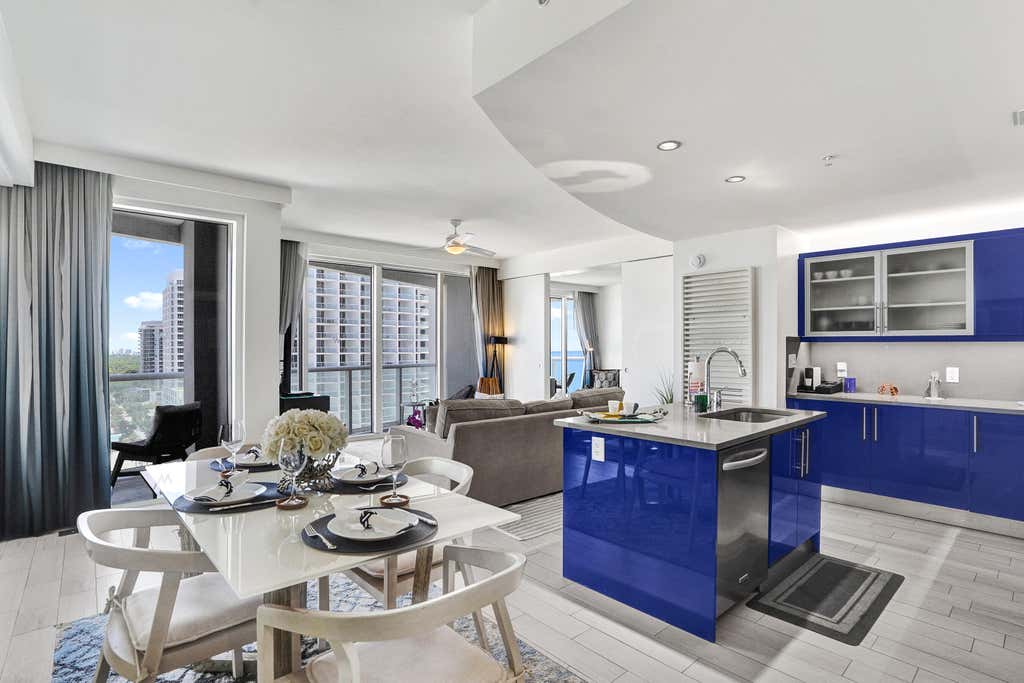 Photo of 3101 BAYSHORE Drive #1508, Fort Lauderdale, FL 33304 (MLS # B26061870)