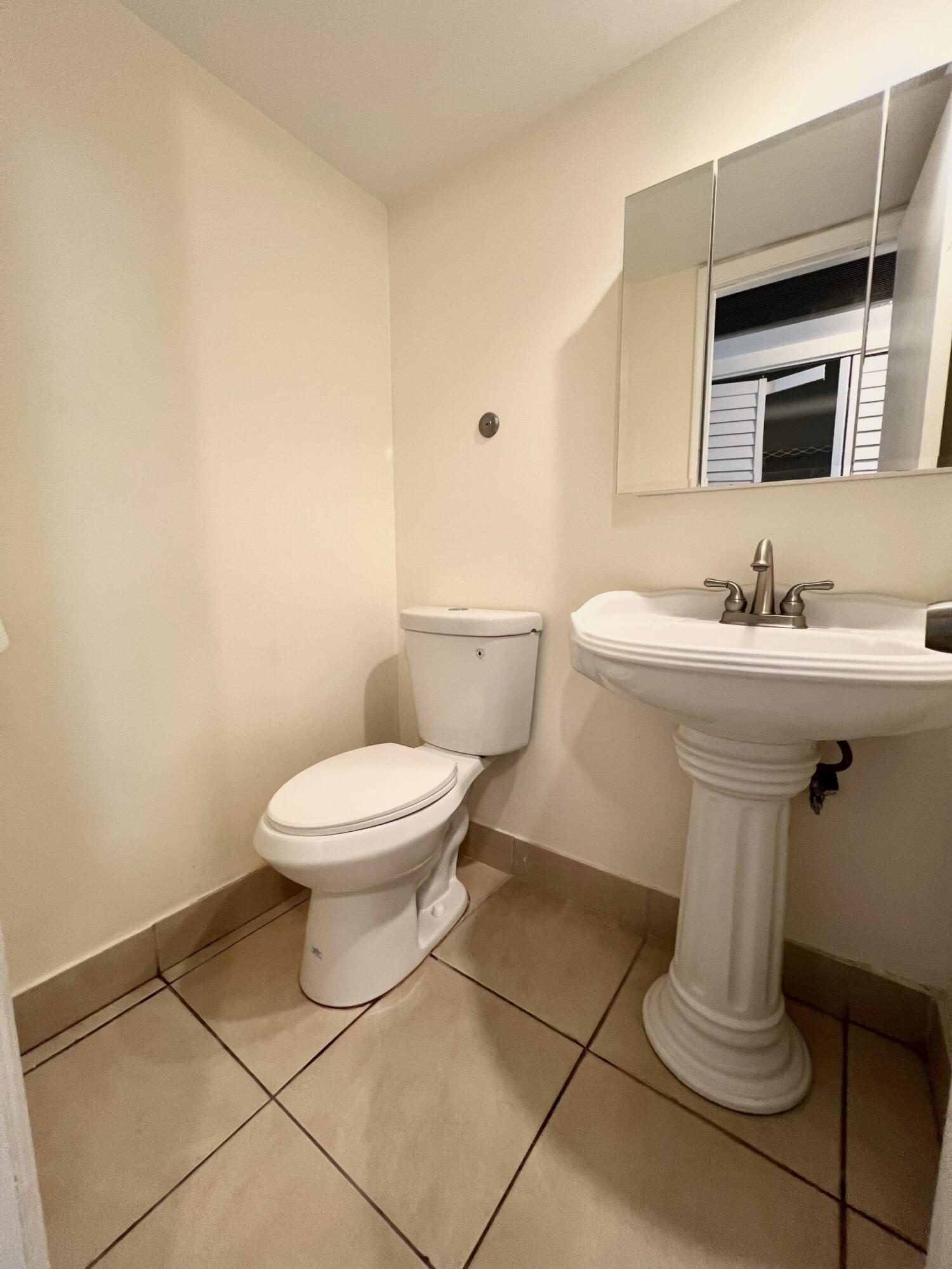 BERKSHIRE B CONDO - Residential