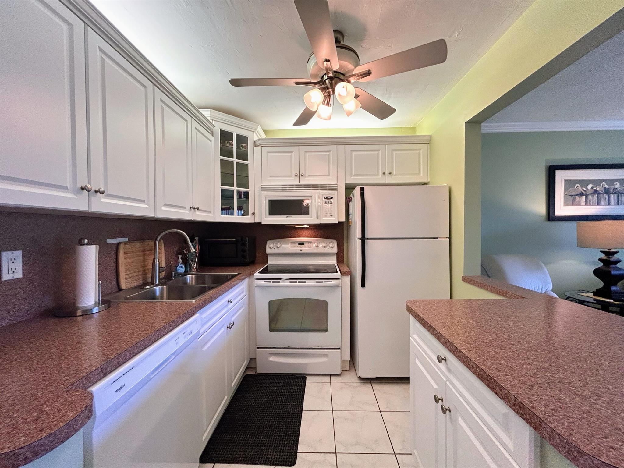 STERLING VILLAGE 450 COND - Residential