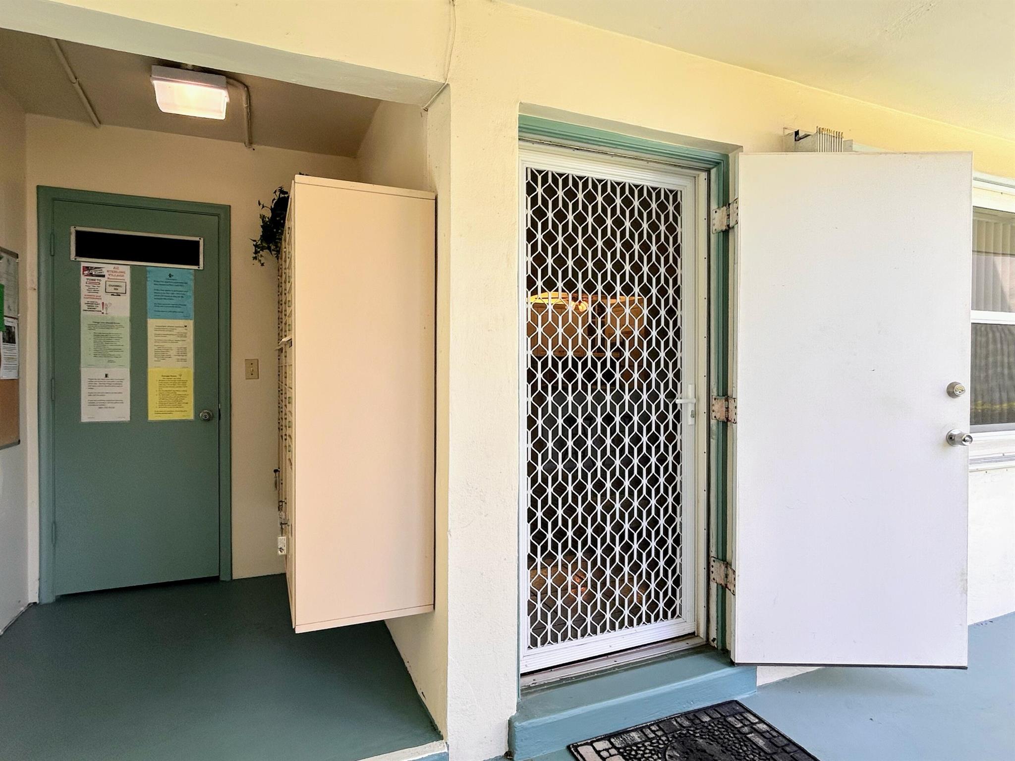 STERLING VILLAGE 450 COND - Residential