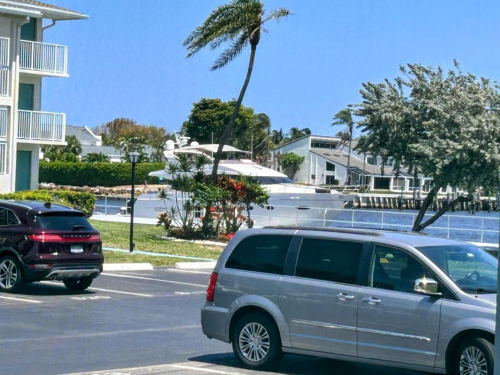 Photo of 450 Horizons E #107, Boynton Beach, FL 33435 (MLS # R11148317)