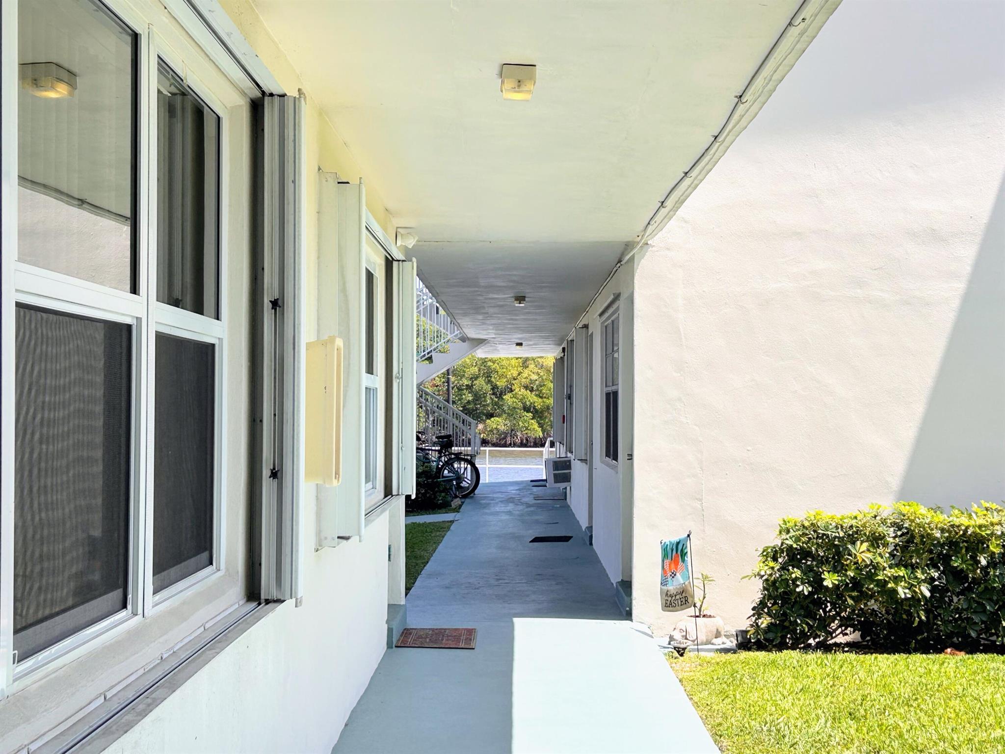 STERLING VILLAGE 450 COND - Residential