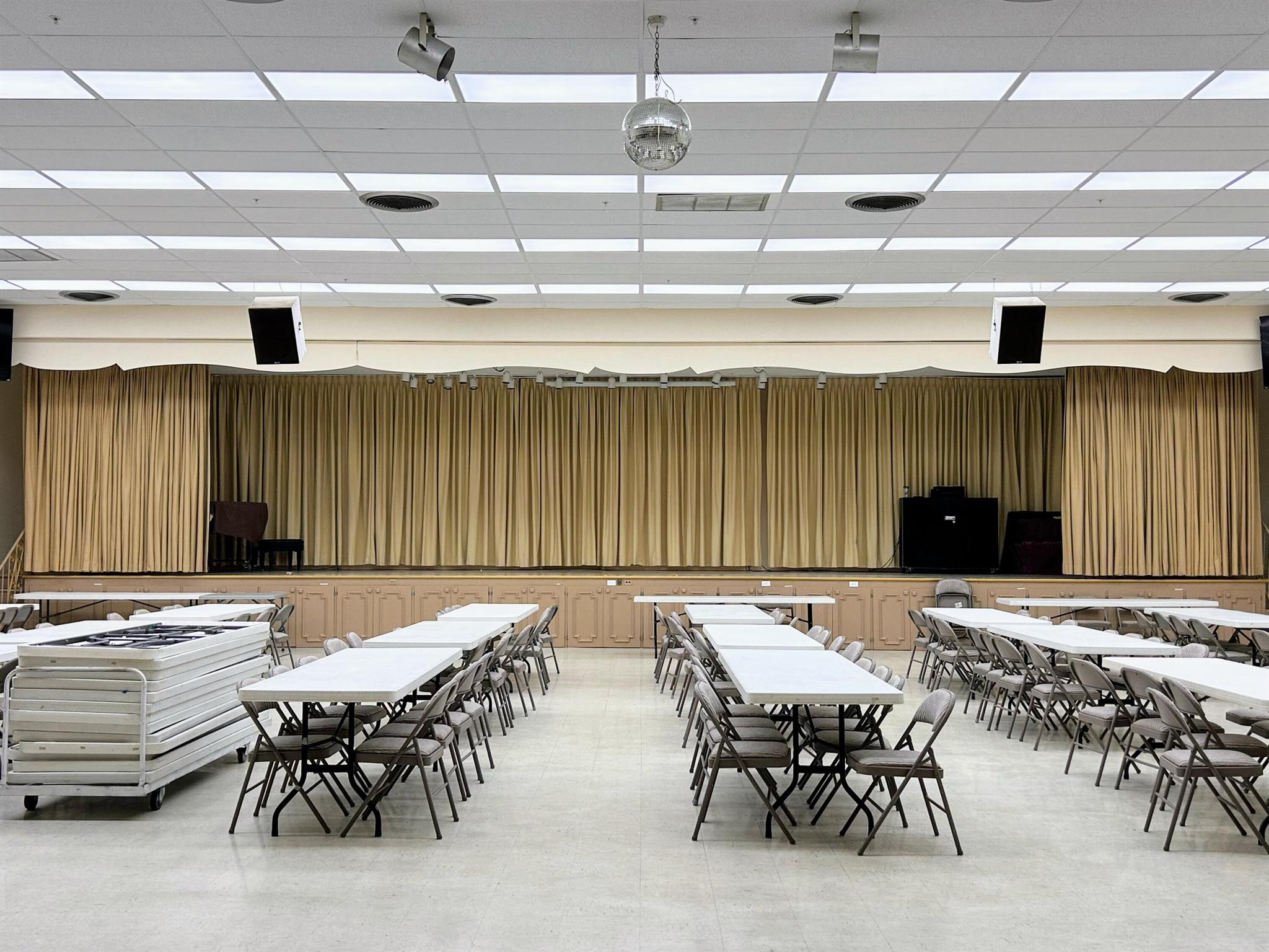 STERLING VILLAGE 450 COND - Residential