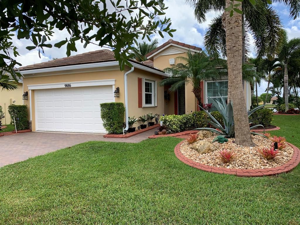 Photo of 9886 SW Eastbrook Circle, Port Saint Lucie, FL 34987 (MLS # R10748220)