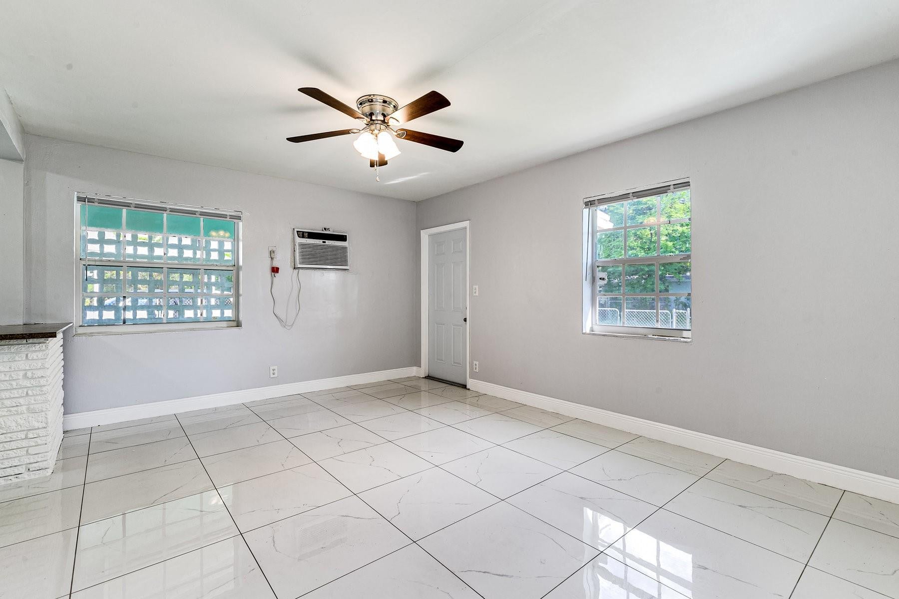 1406 NW 11th Street