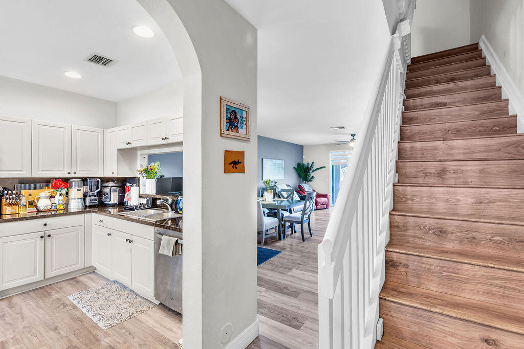 TUSCANY NO 2 CONDO - Residential