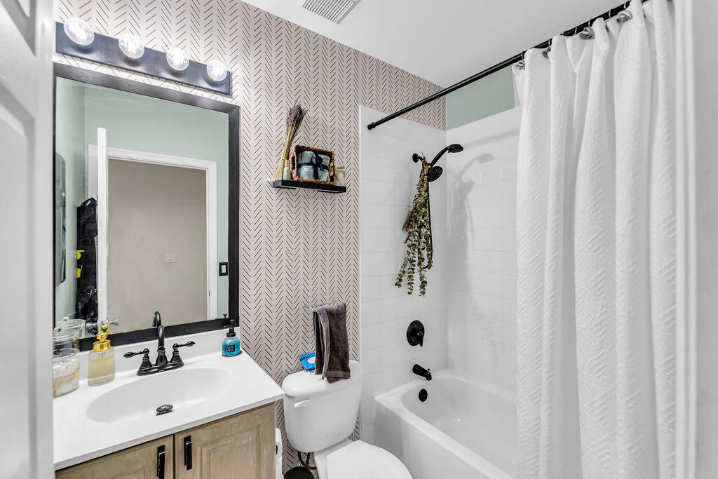 TUSCANY NO 2 CONDO - Residential