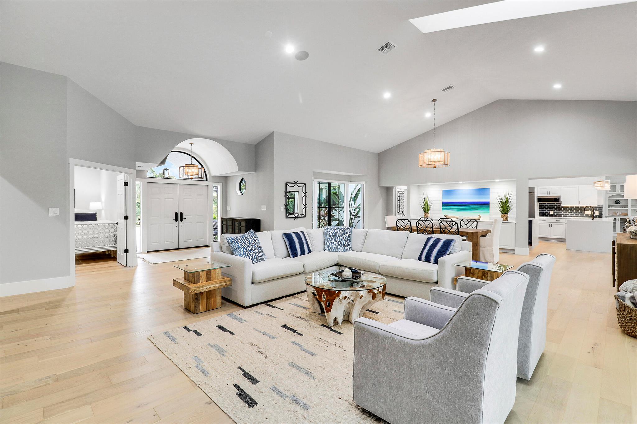 109 SE Turtle Creek Drive