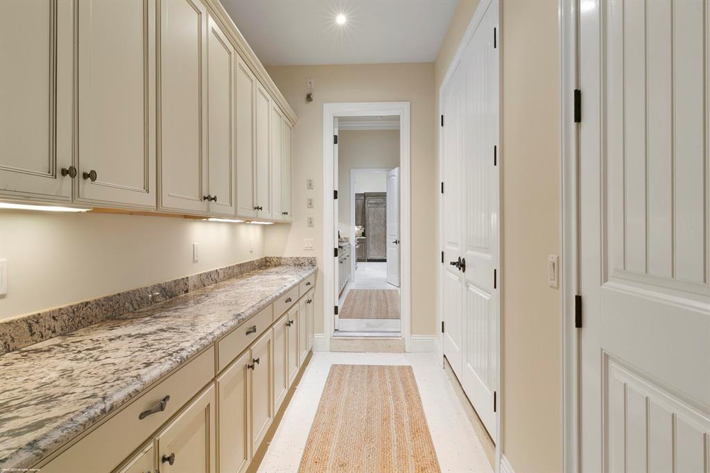 SOUTHFIELDS - Residential