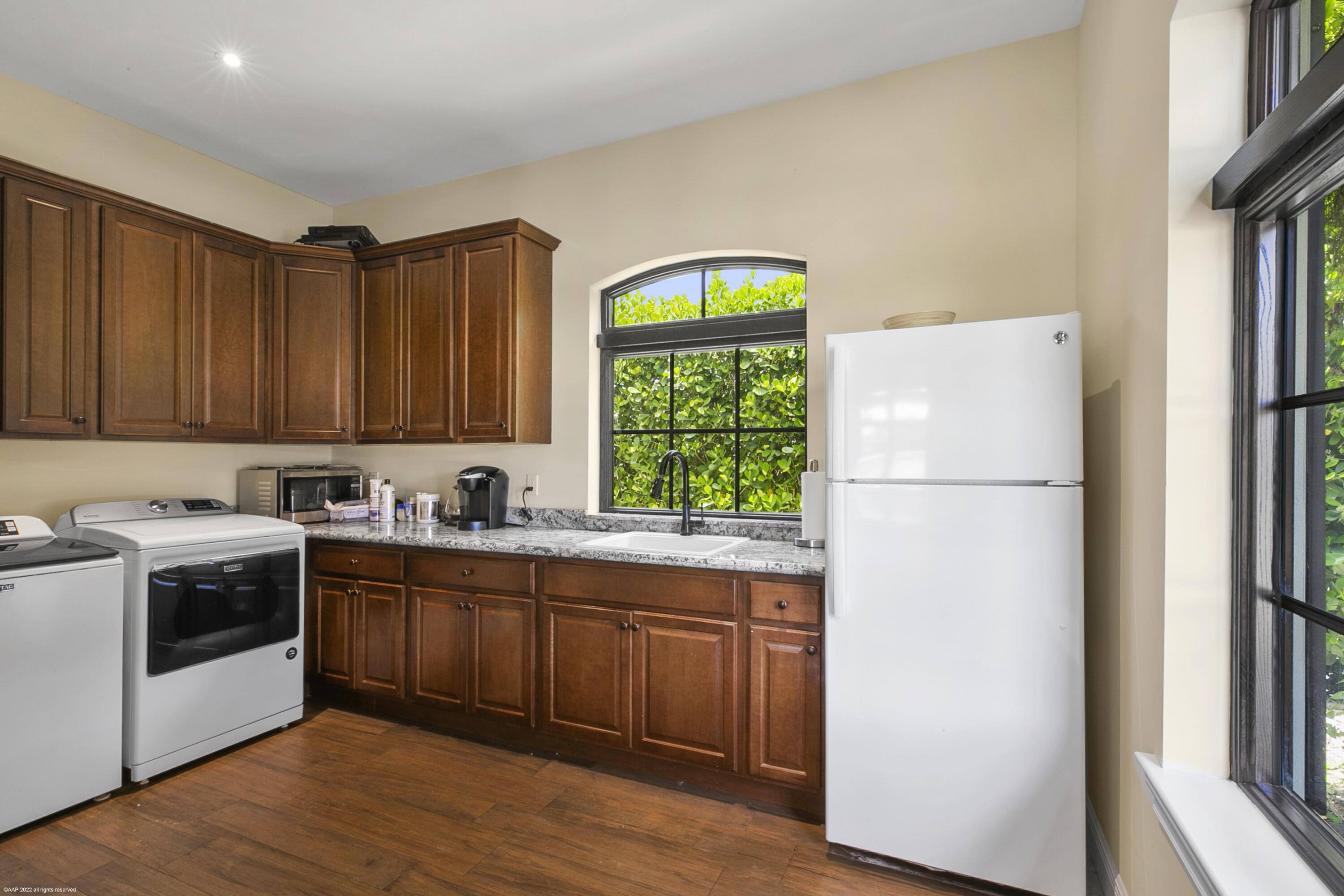 SOUTHFIELDS - Residential