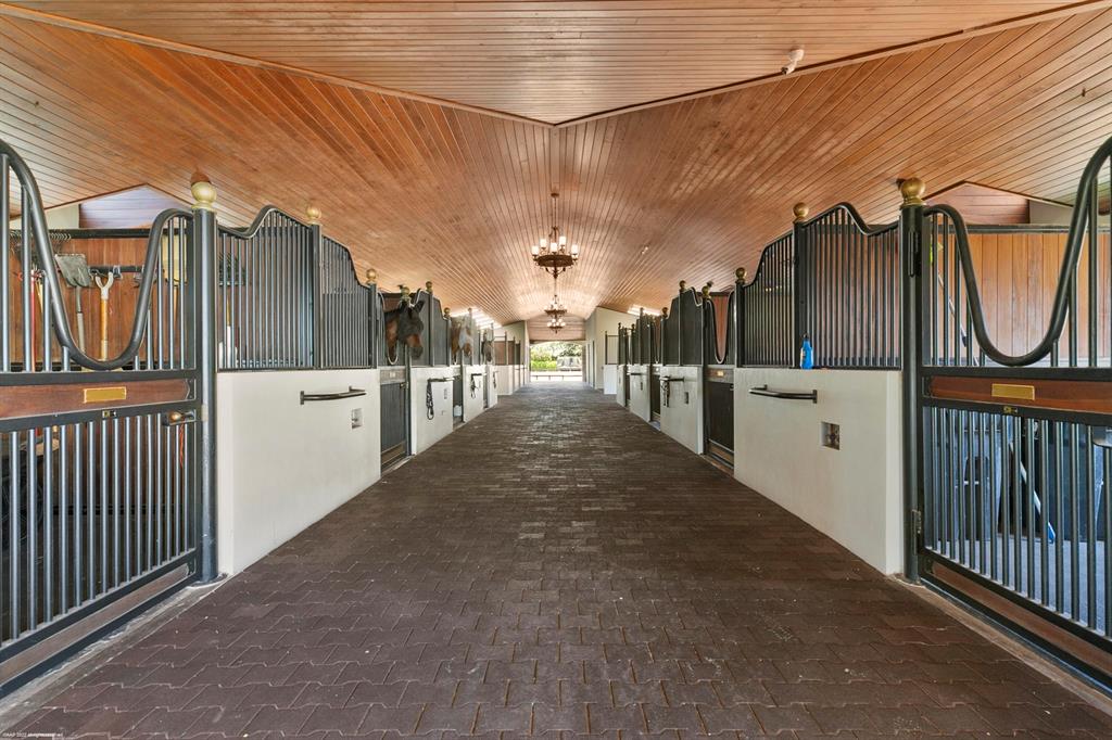 SOUTHFIELDS - Residential