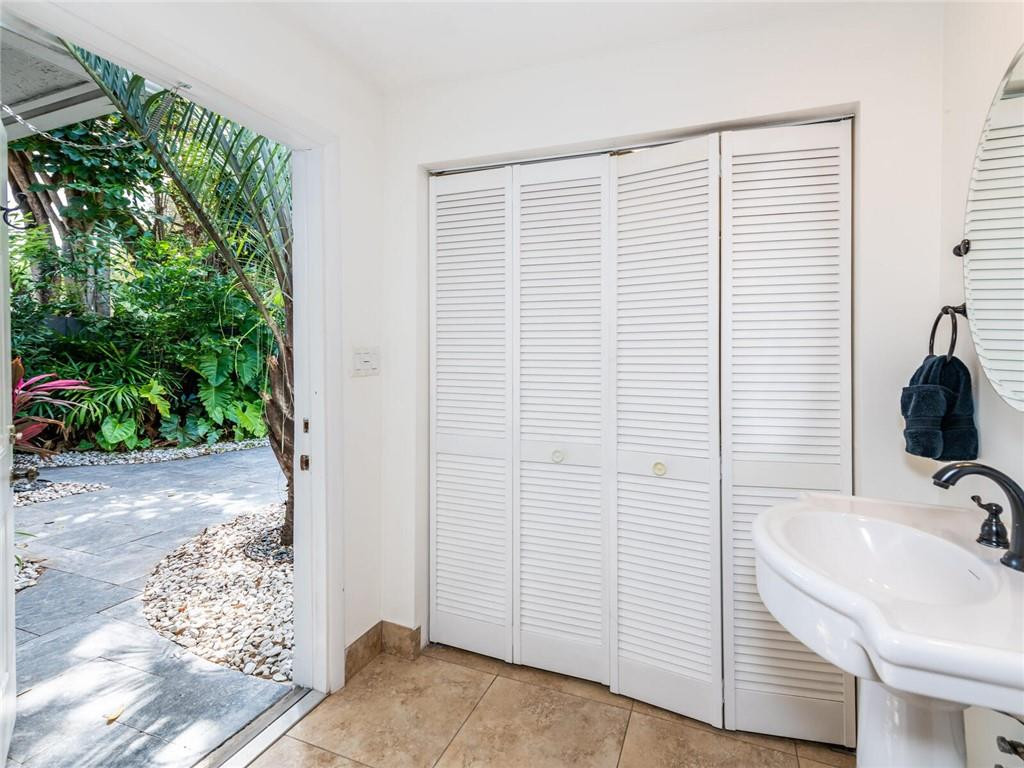 Sunset Manors Amd 27-26 B - Residential