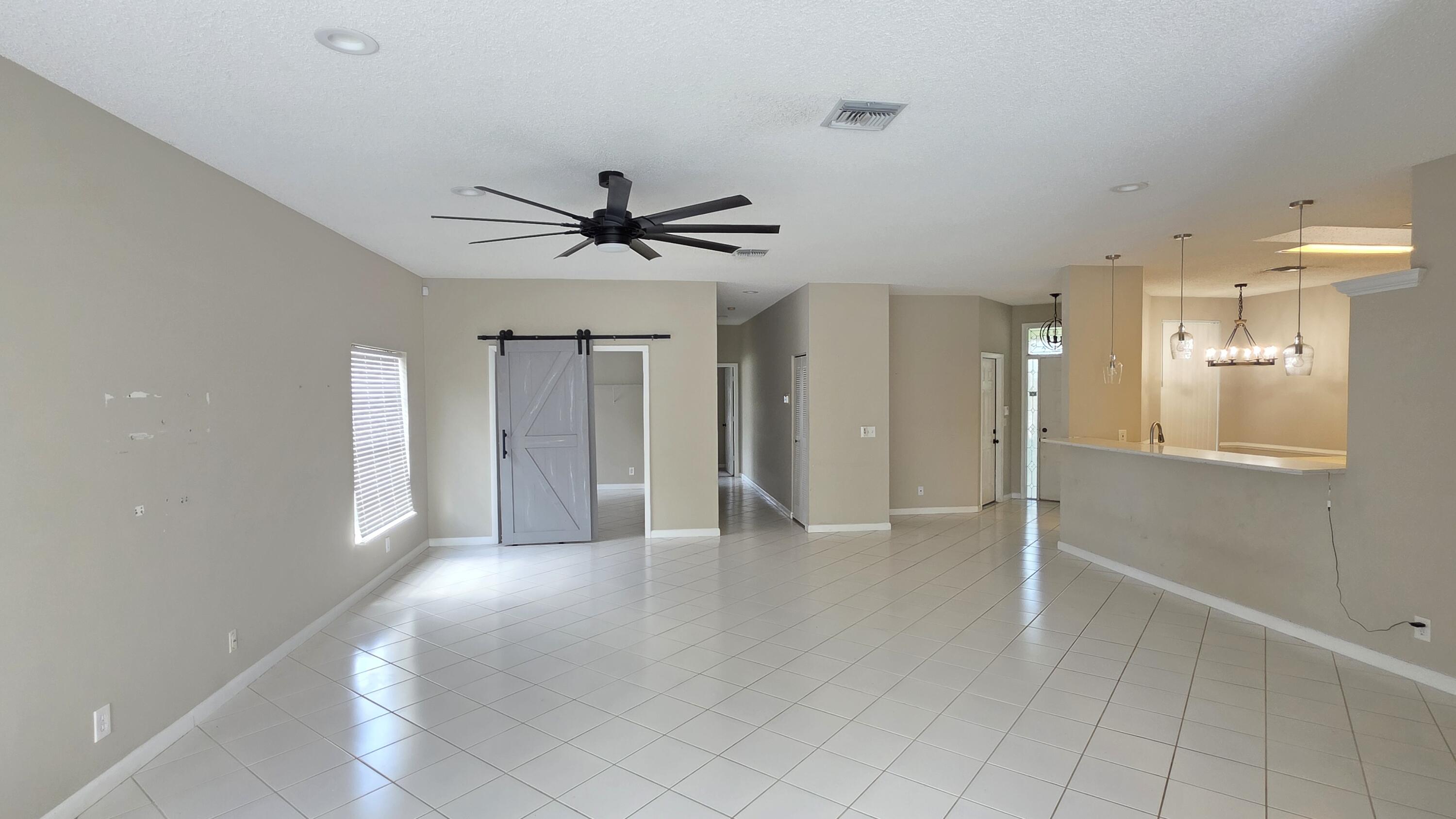 PINE RIDGE AT DELRAY BEACH - Residential
