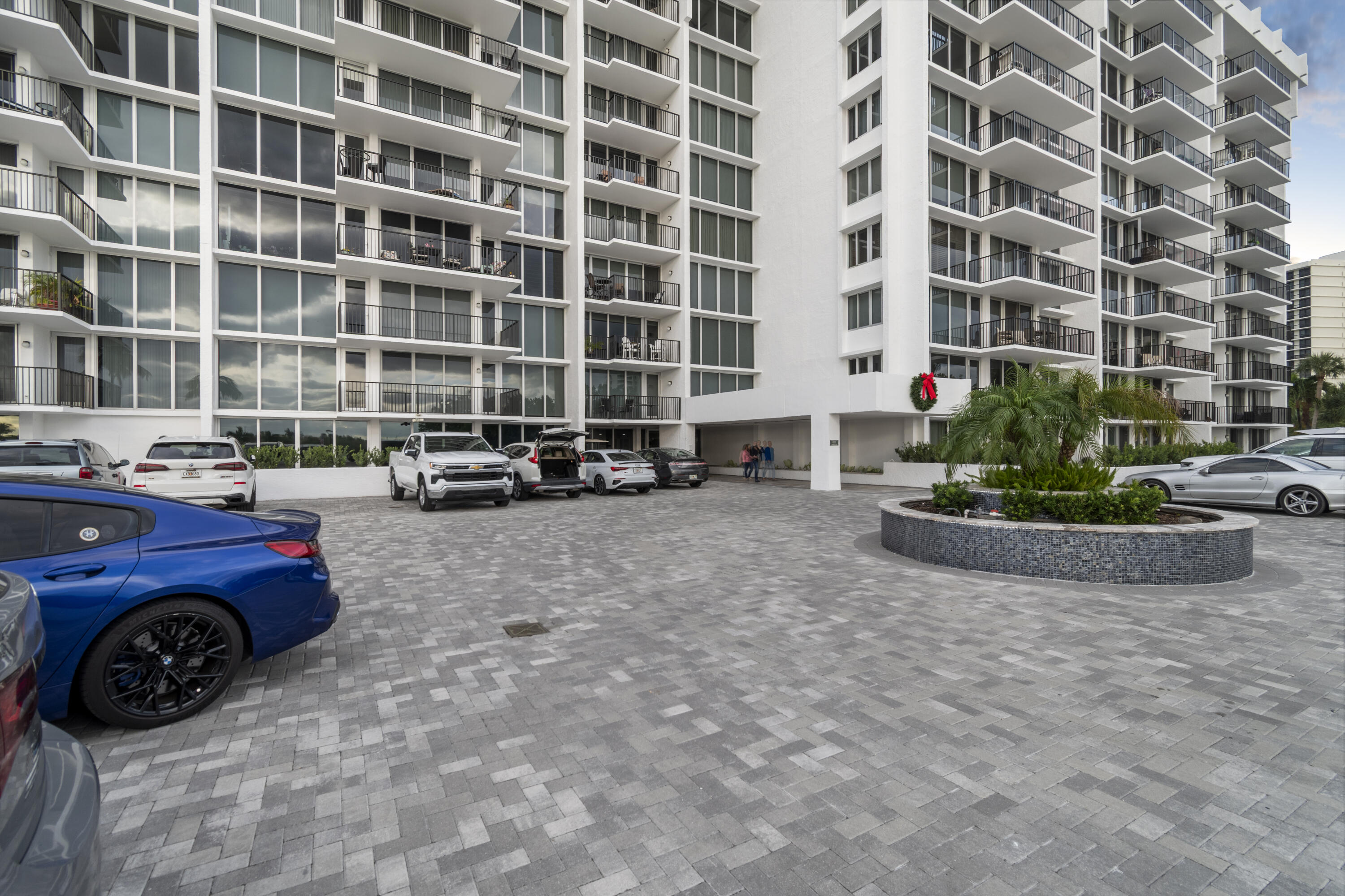 ABERDEEN ARMS CONDO - Residential Lease