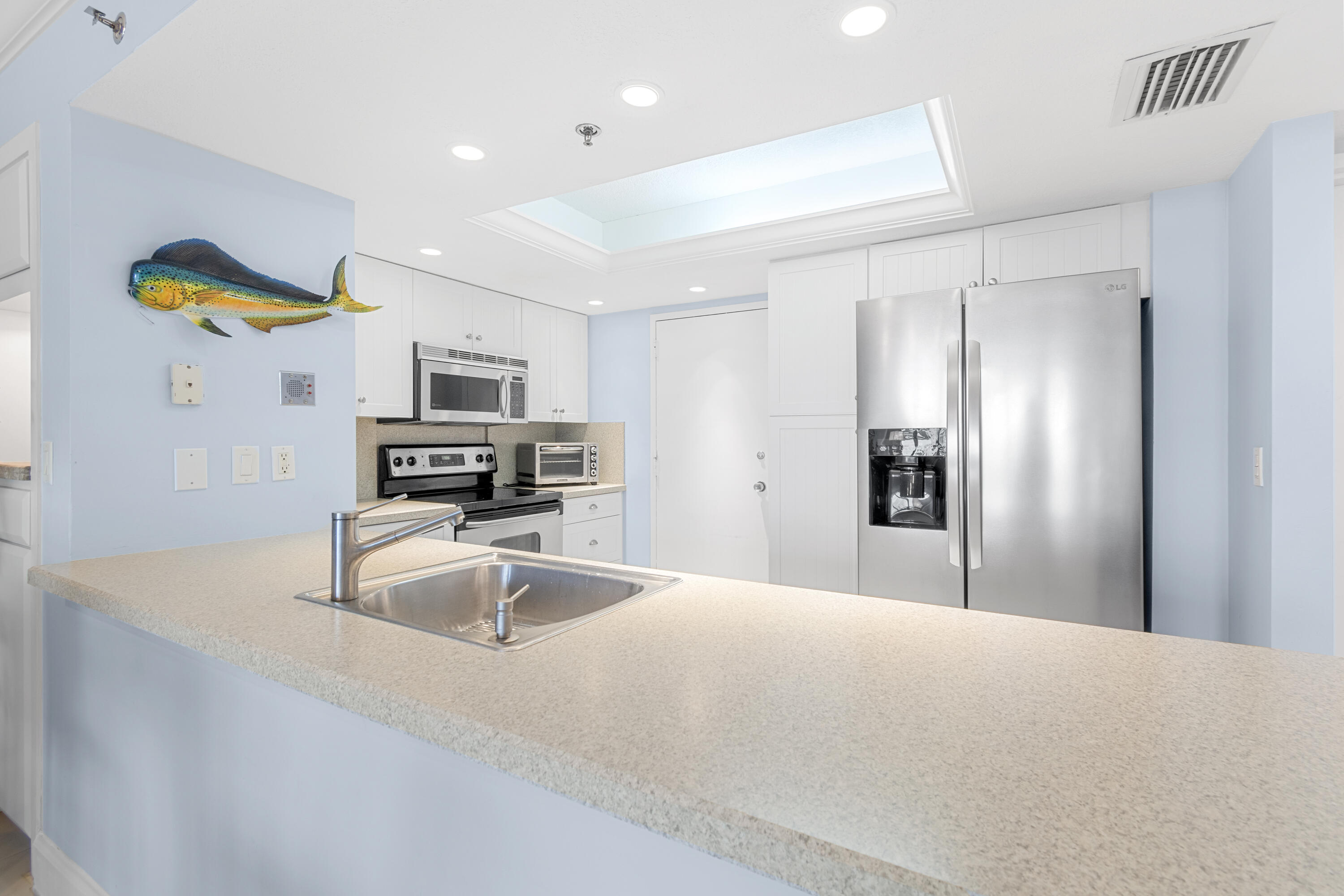 ABERDEEN ARMS CONDO - Residential Lease