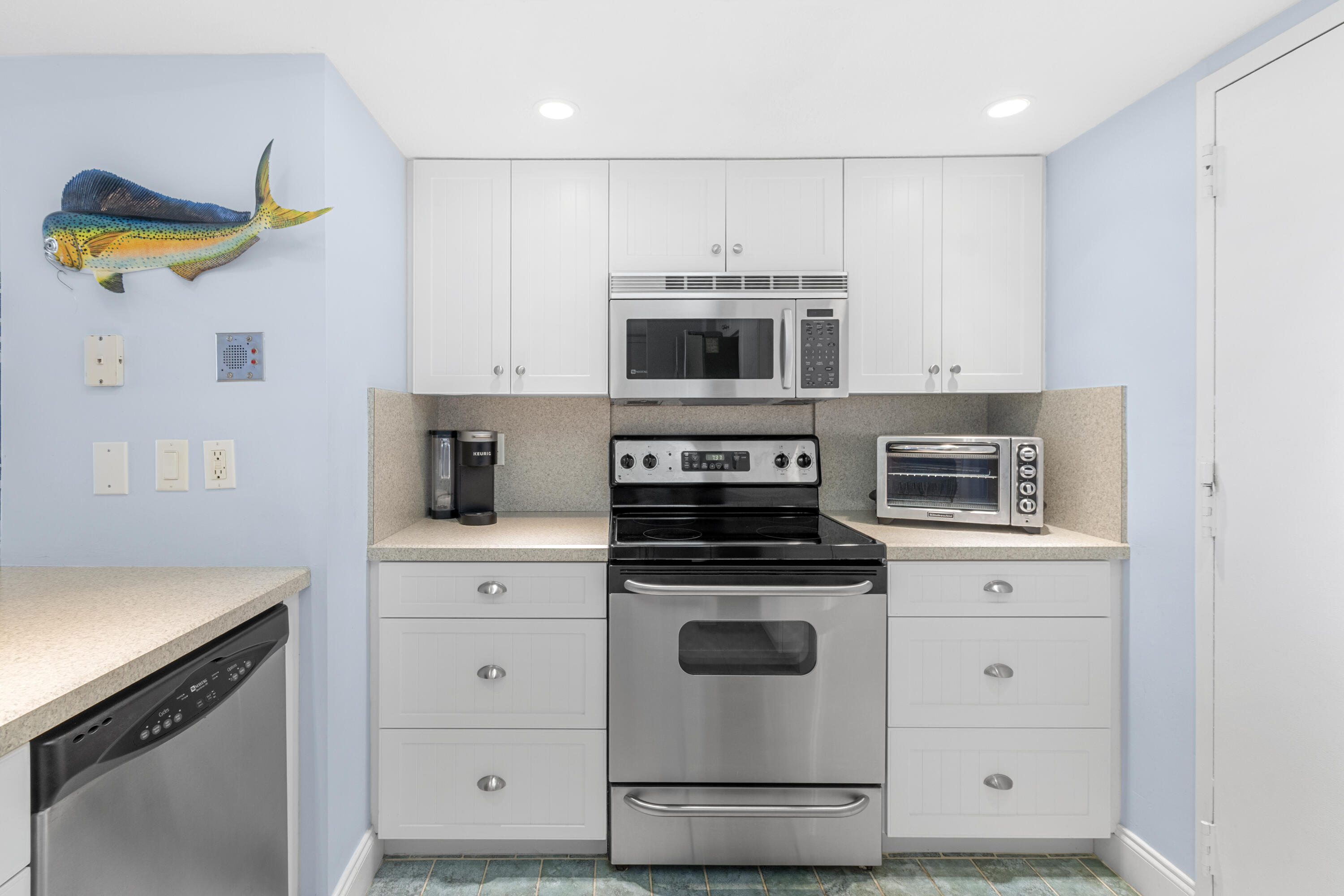 ABERDEEN ARMS CONDO - Residential Lease