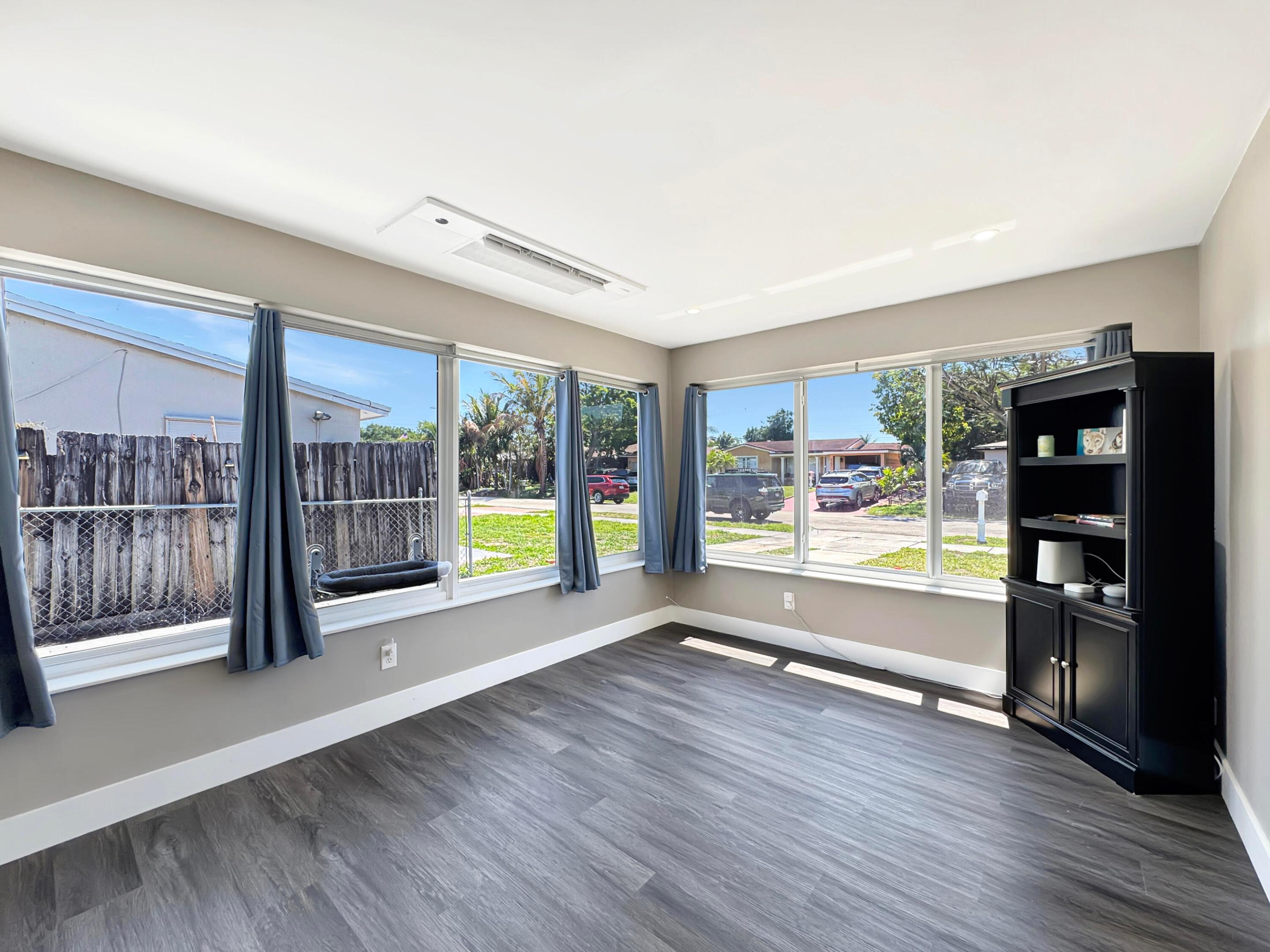 DRIFTWOOD ACRES NO 12 - Residential