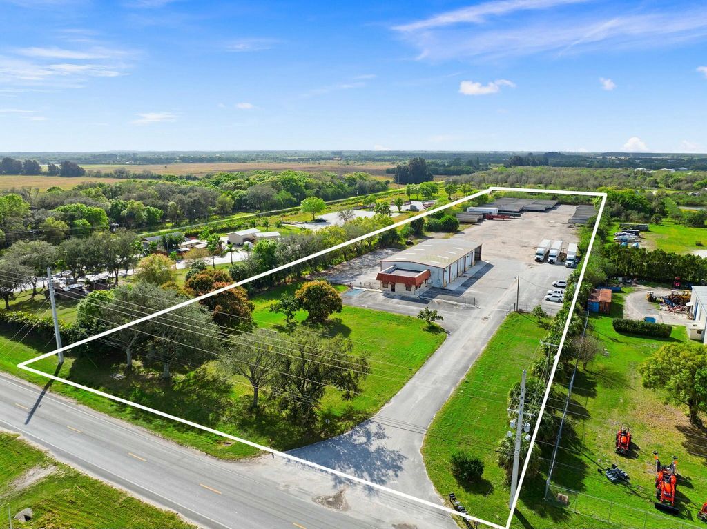 Photo of 15455 Orange Avenue, Fort Pierce, FL (MLS # R11064677)
