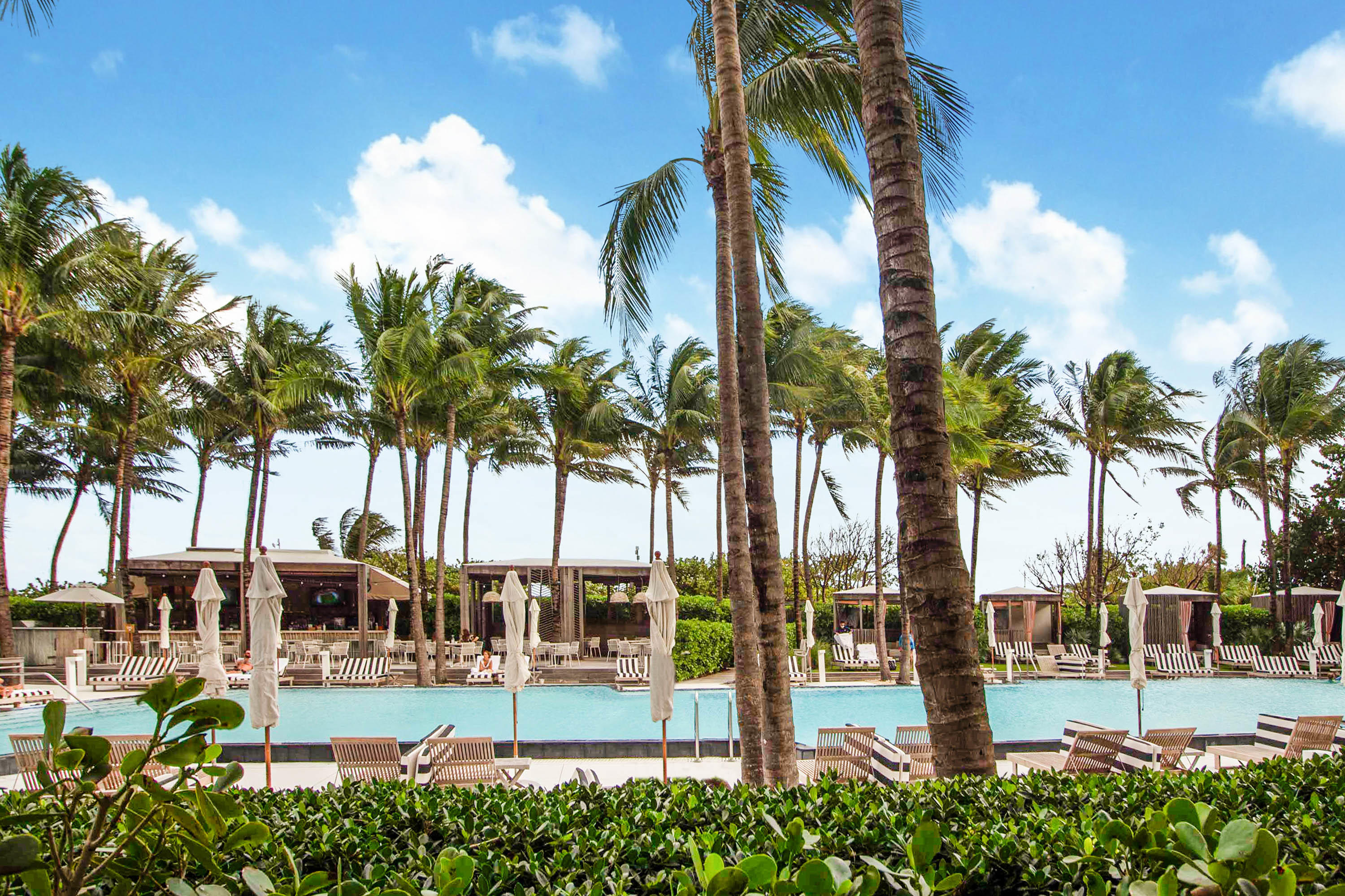 2201 COLLINS AVE CONDO - Residential