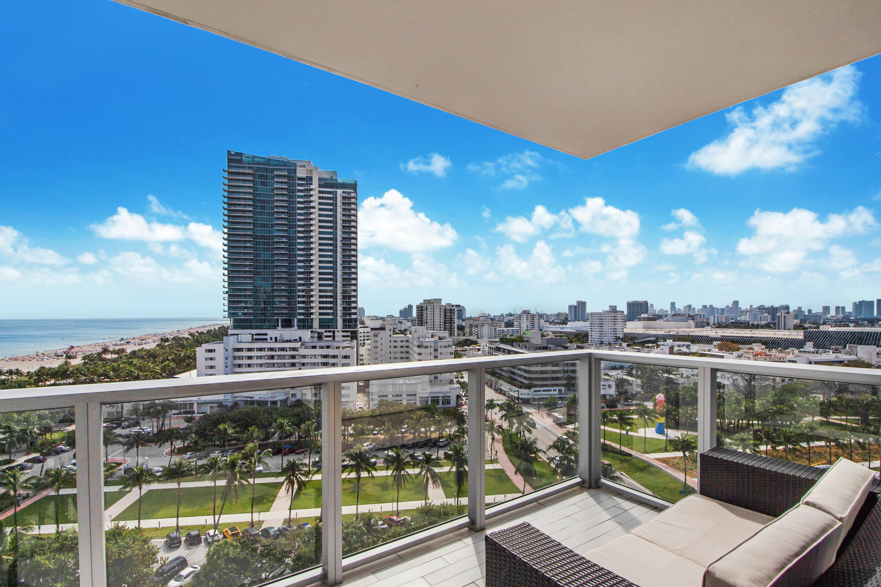 2201 COLLINS AVE CONDO - Residential
