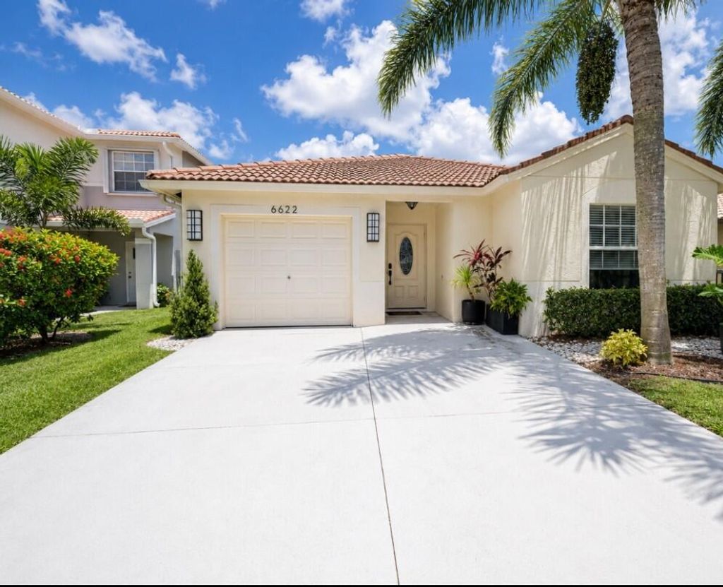 Photo of 6622 SPRING GARDEN Run, Lake Worth, FL 33463 (MLS # B26051773)