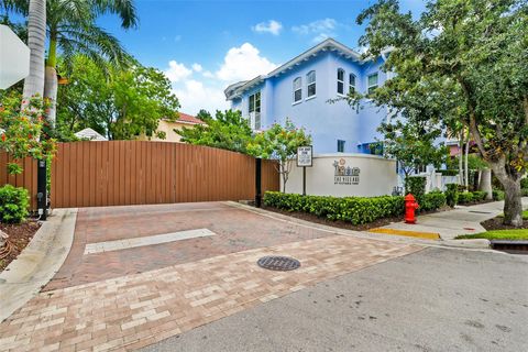 916 NE 17 WAY Fort Lauderdale FL 33304