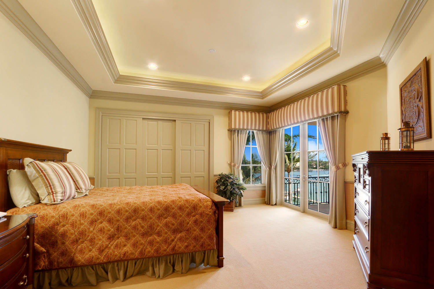 INDIAN HILLS - Residential