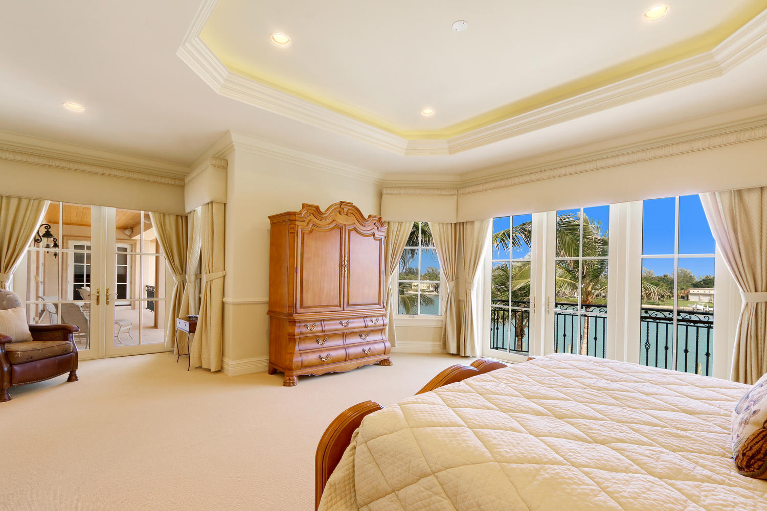 INDIAN HILLS - Residential