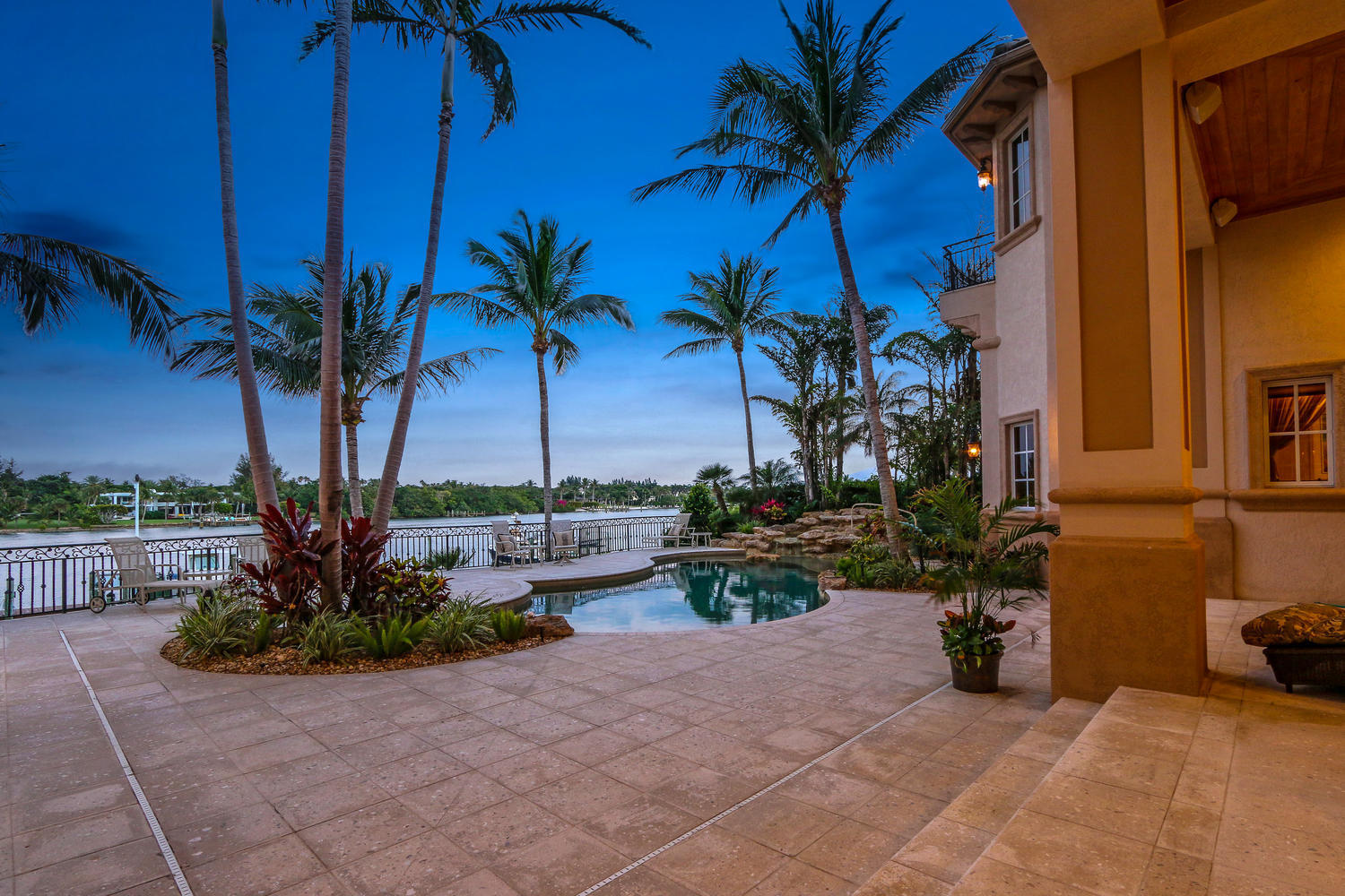 INDIAN HILLS - Residential