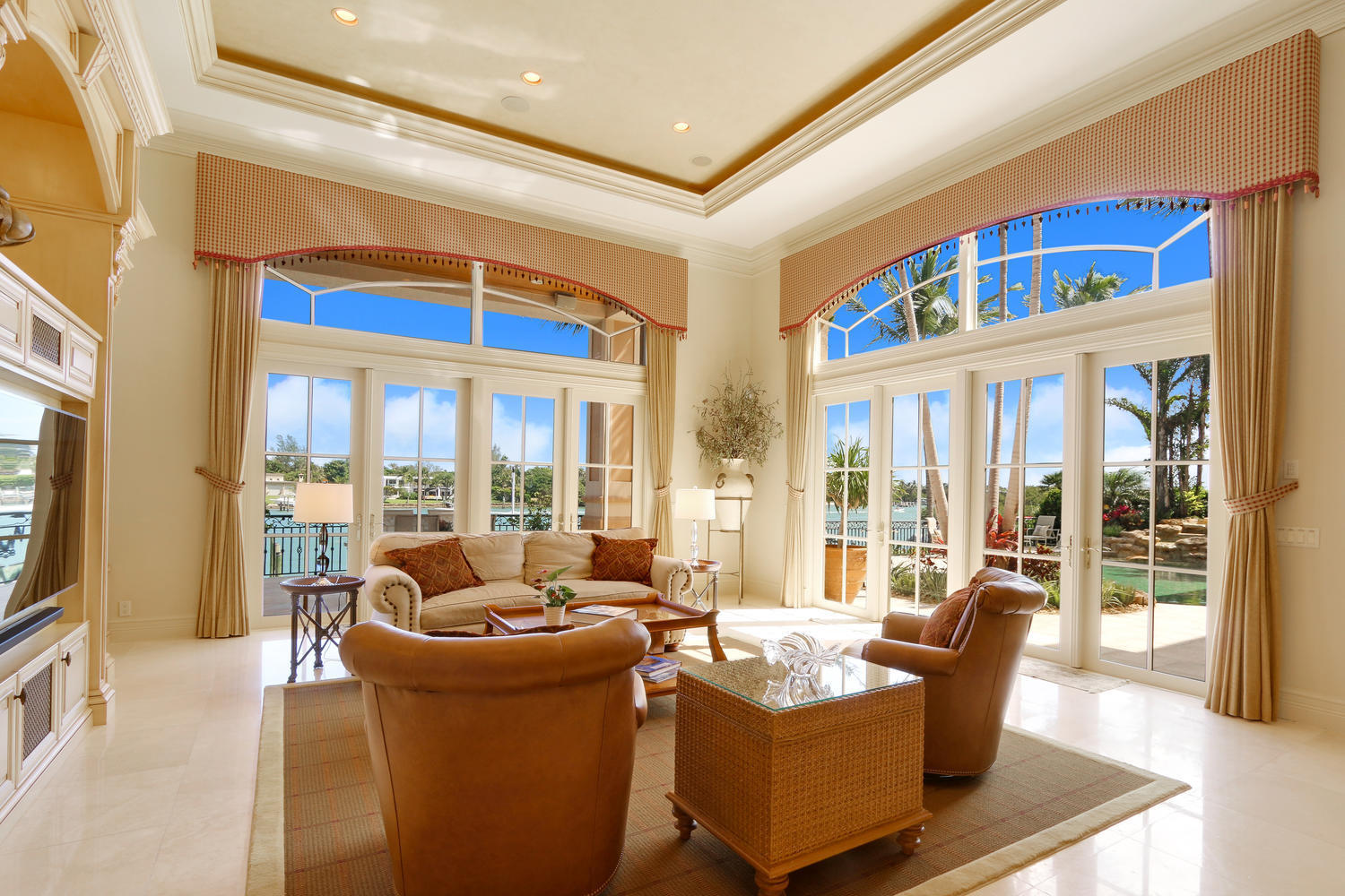 INDIAN HILLS - Residential