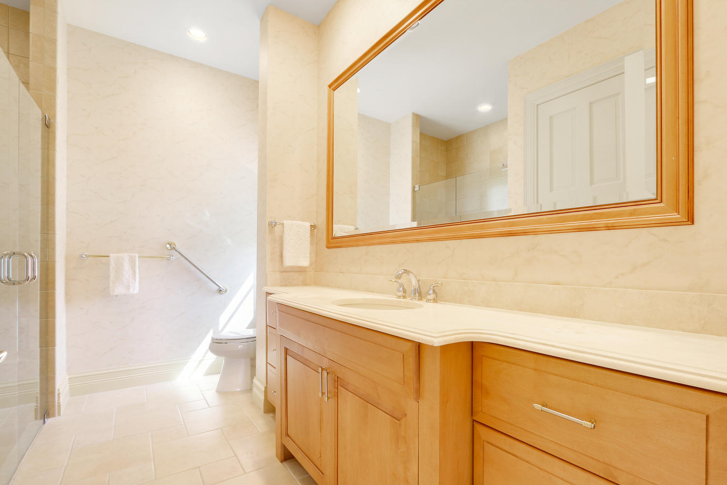 INDIAN HILLS - Residential