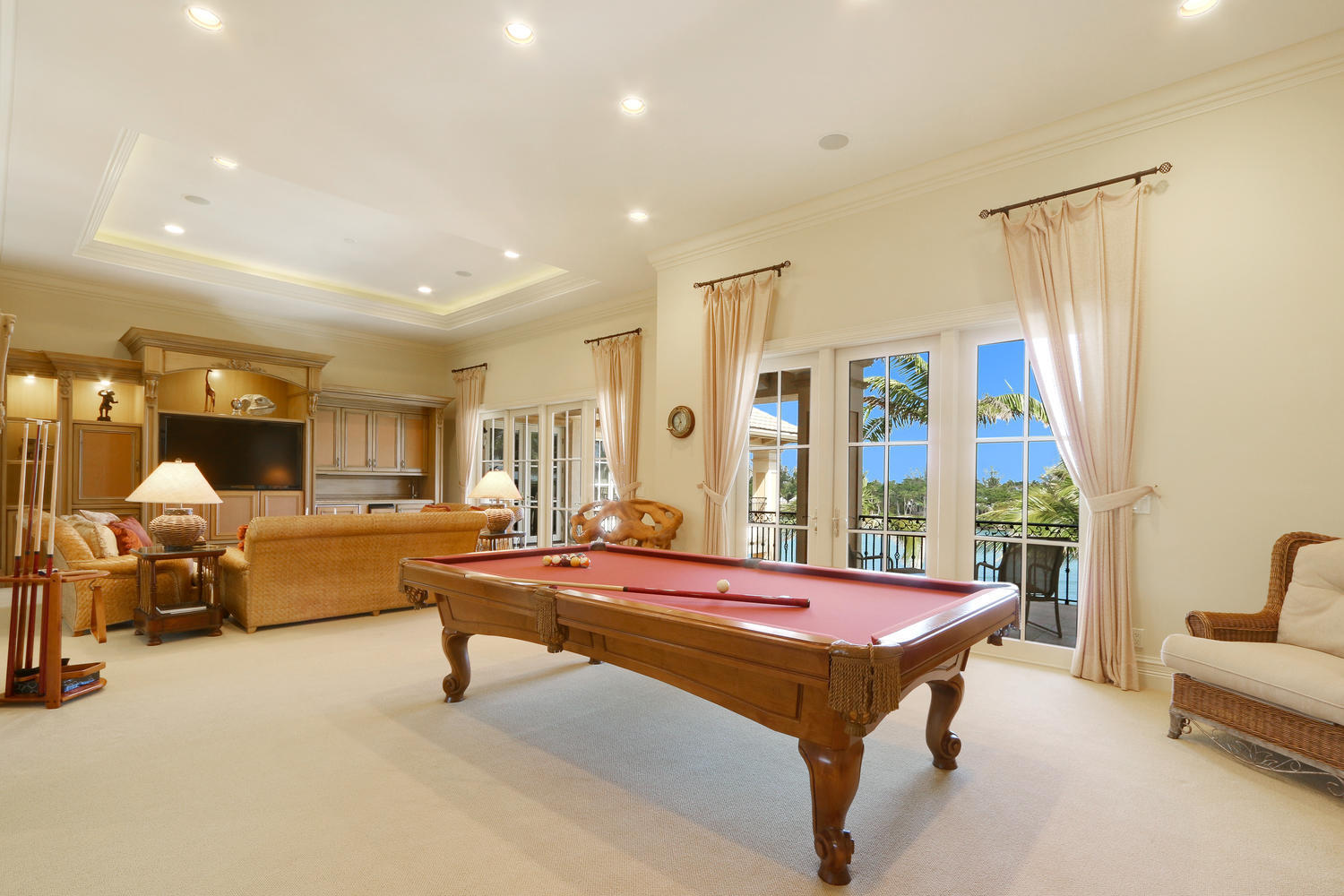 INDIAN HILLS - Residential