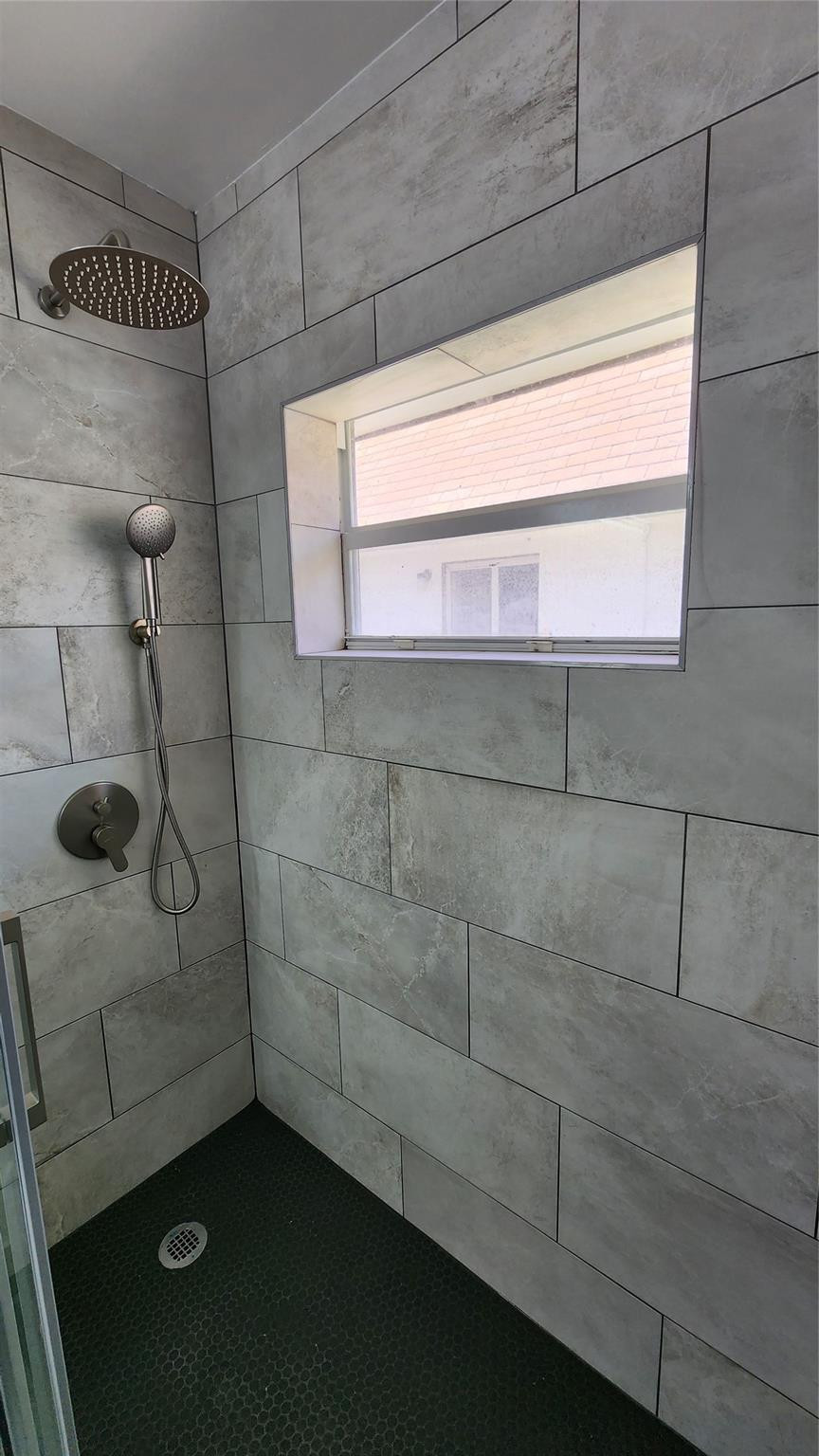 1523-1525 NW 8th Avenue