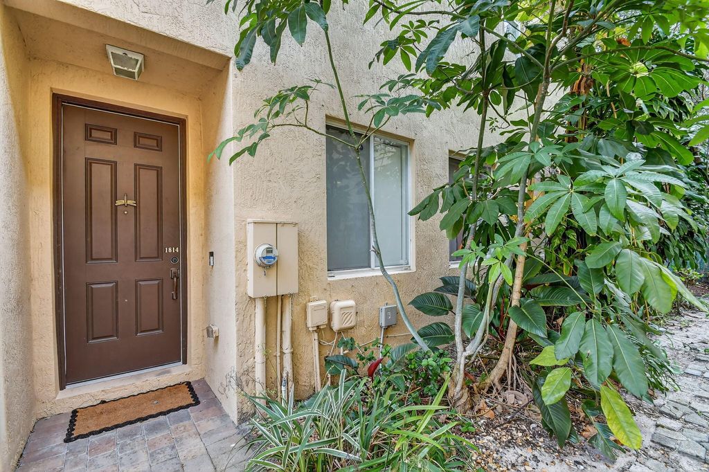 Photo of 1814 Sonrisa Street, Riviera Beach, FL 33404 (MLS # R11156390)