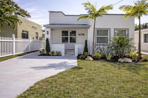 4324 Garden Avenue West Palm Beach FL 33405