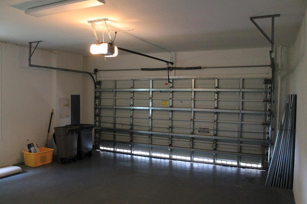 ABACOA TOWN CENTER 3 - Residential Lease