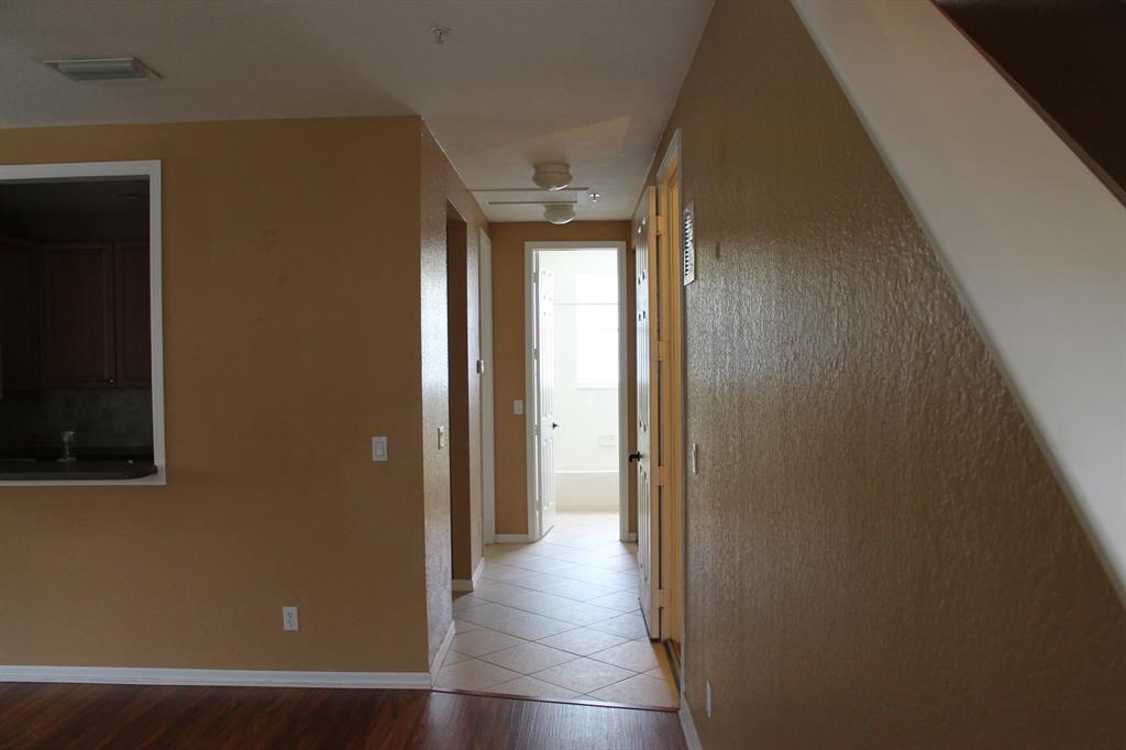 ABACOA TOWN CENTER 3 - Residential Lease