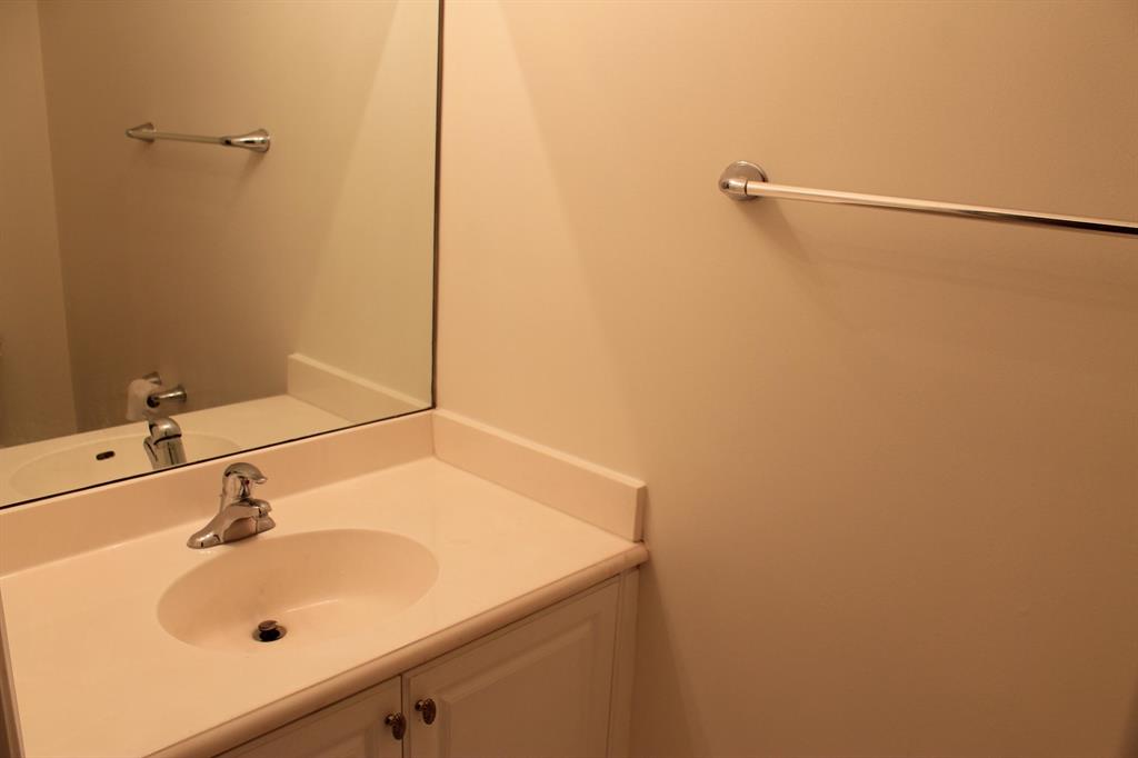 ABACOA TOWN CENTER 3 - Residential Lease