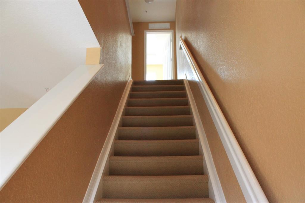 ABACOA TOWN CENTER 3 - Residential Lease