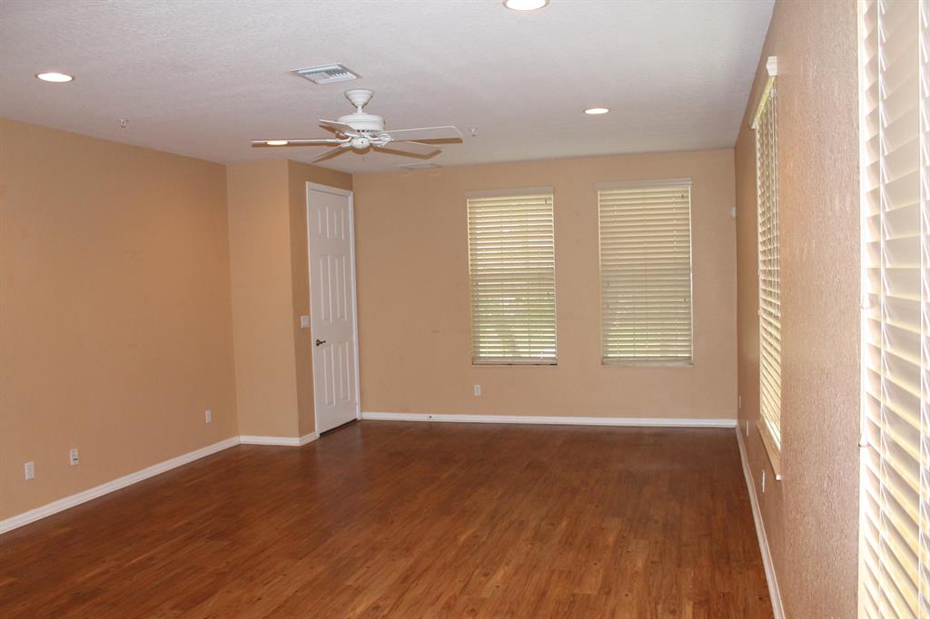 ABACOA TOWN CENTER 3 - Residential Lease