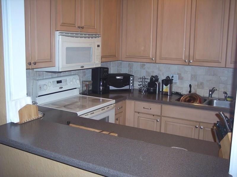 ABACOA TOWN CENTER 3 - Residential Lease