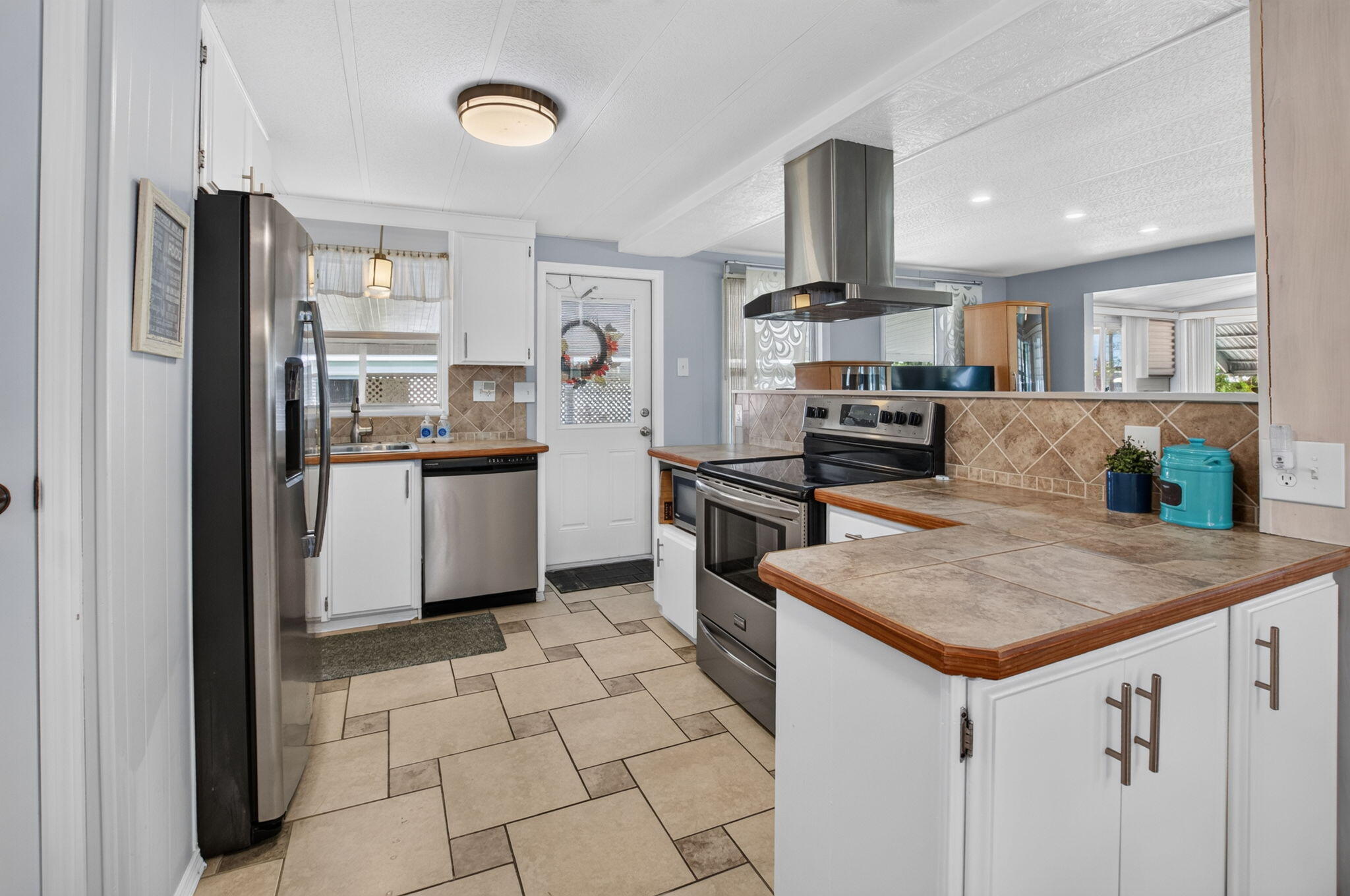 14011 KINGSTON BAY, Boynton Beach, FL, 33436/$179,000 4 14011 KINGSTON BAY