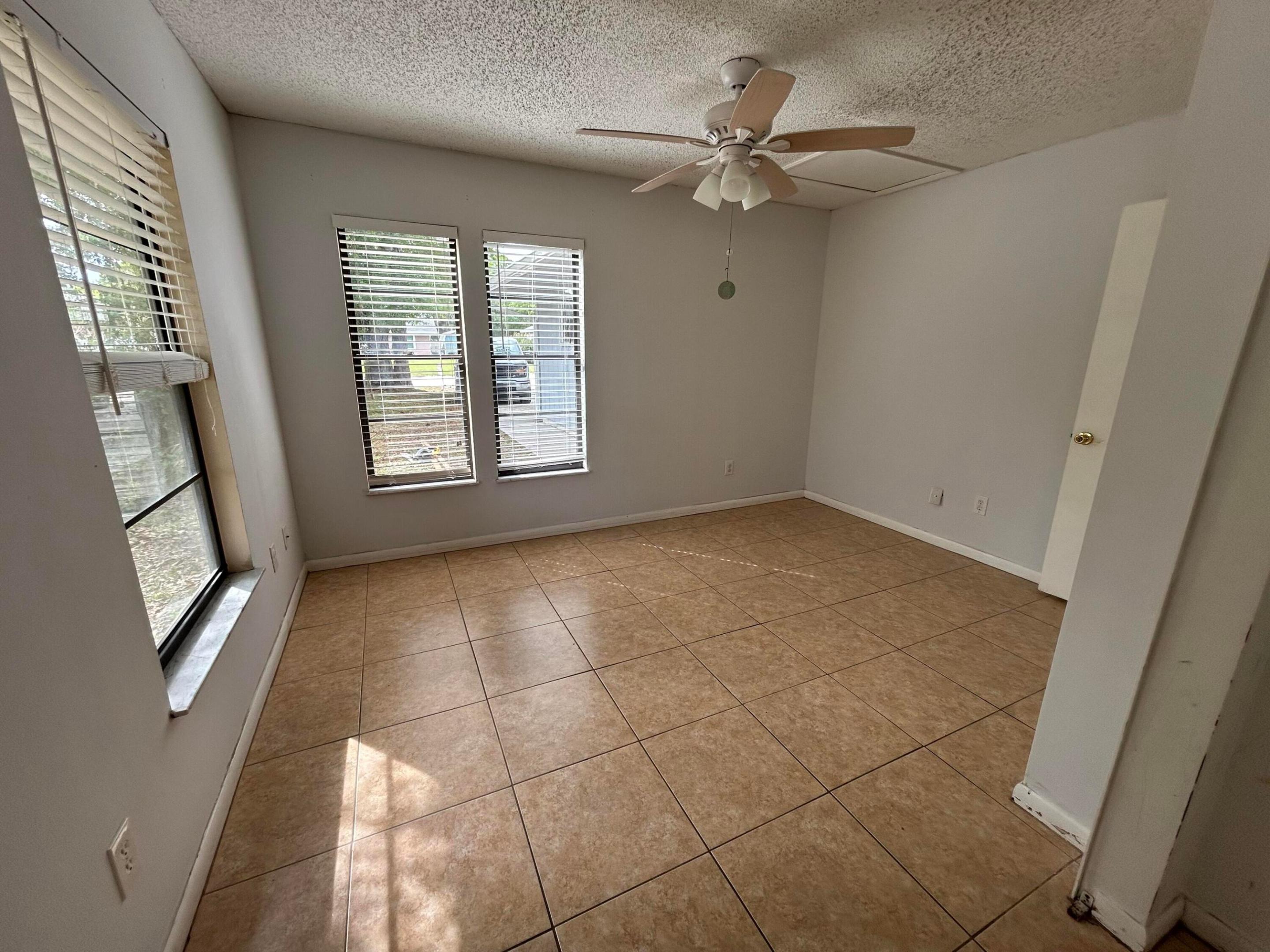 OSLO PARK UNIT NO 2 - Residential